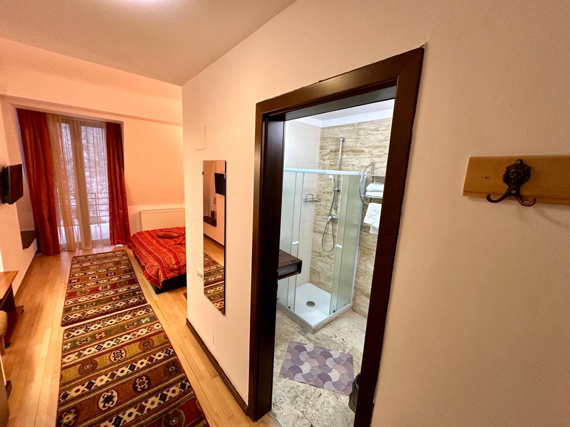Pensiunea Rasnoava Predeal Esterno foto