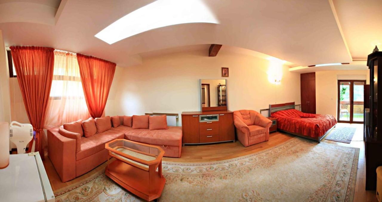 Pensiunea Rasnoava Predeal Camera foto
